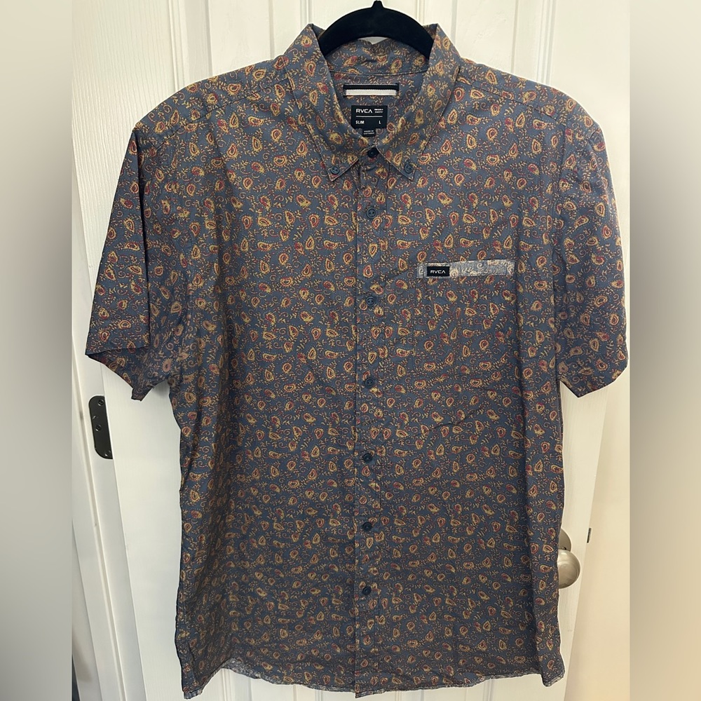 Men’s RVCA short sleeve dress shirt